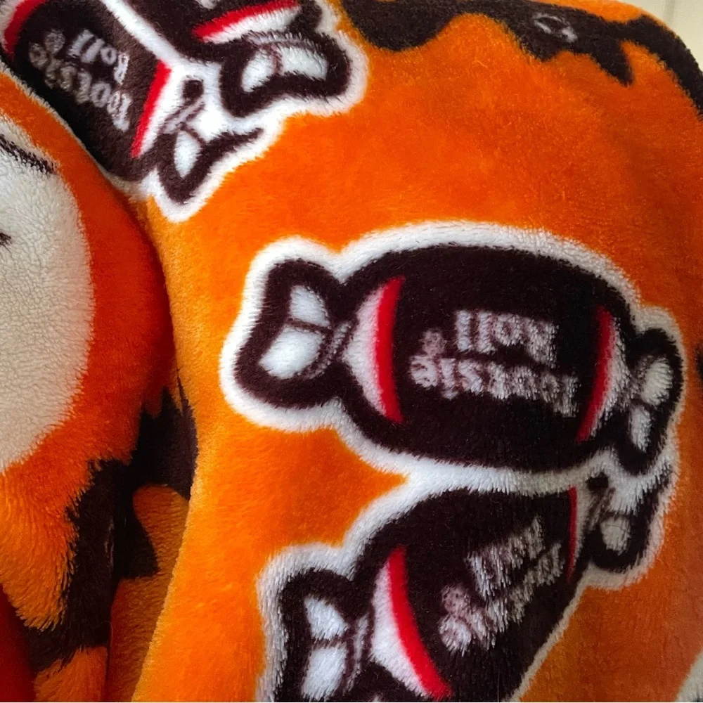 Halloween‎ Tootsie Roll Witch Throw Blanket 48x56